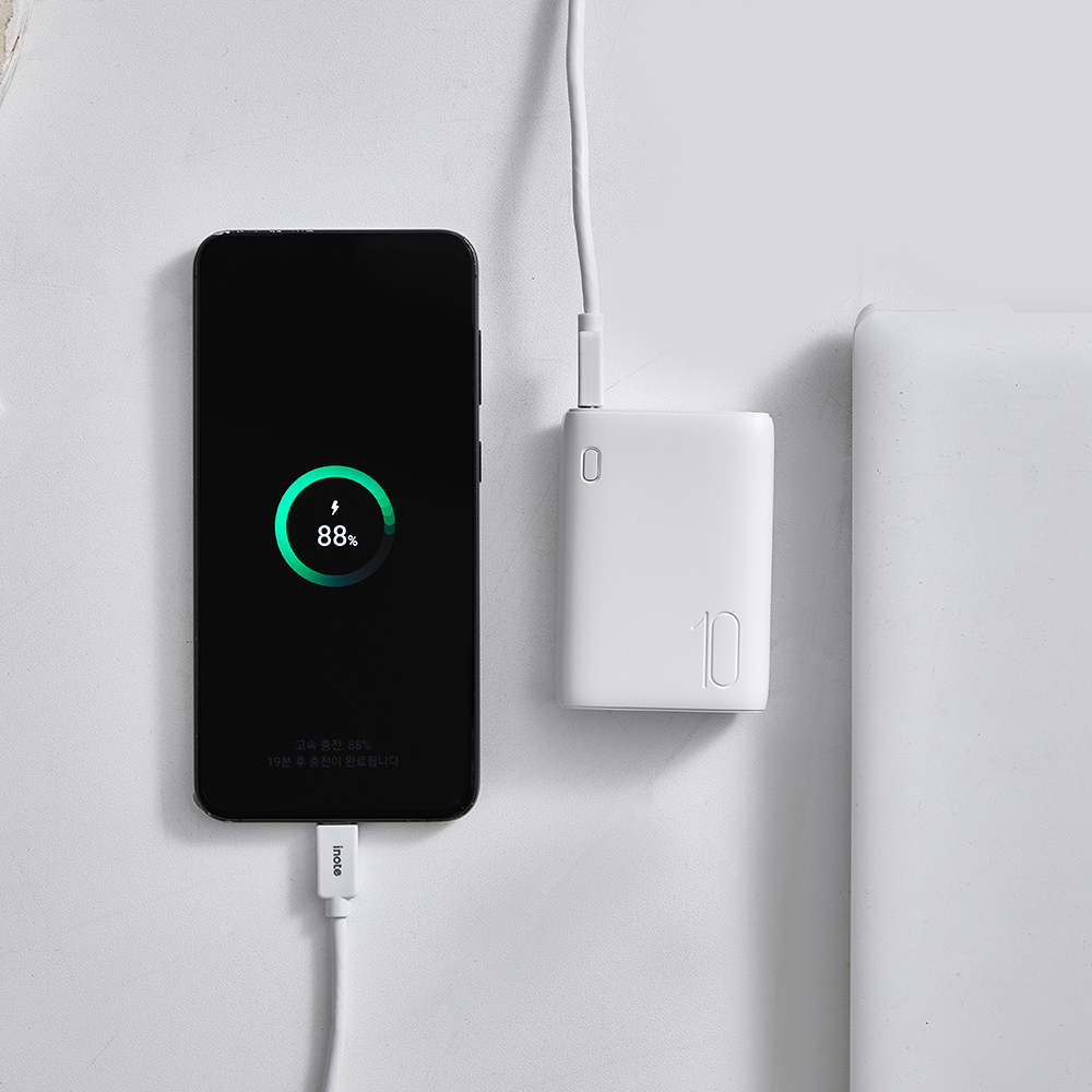 아이노트 PB100Q 카드사이즈 10000mAh 보조배터리 - 상세 이미지 2