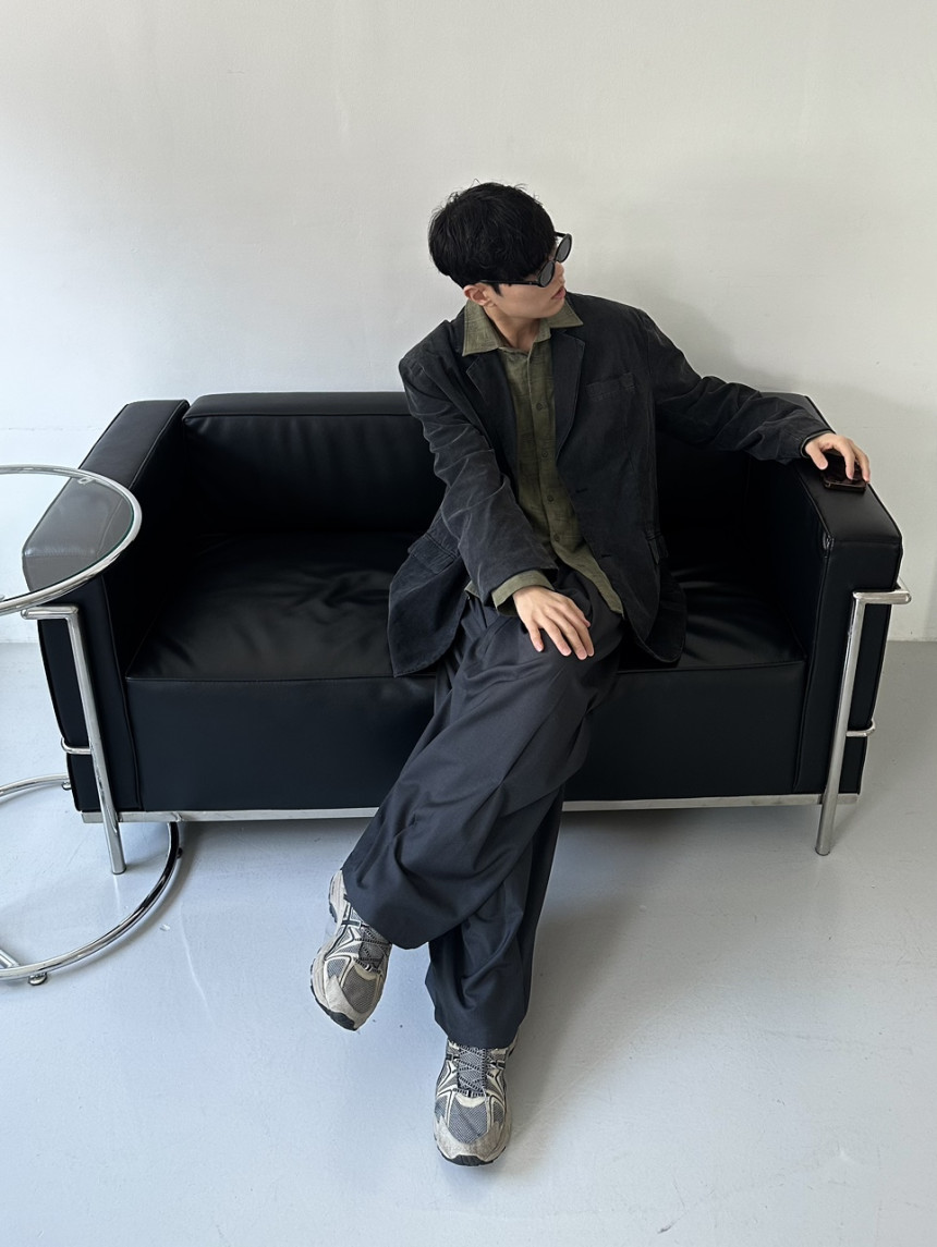 3731290F-1851-4496-BE72-0F838A7473CC