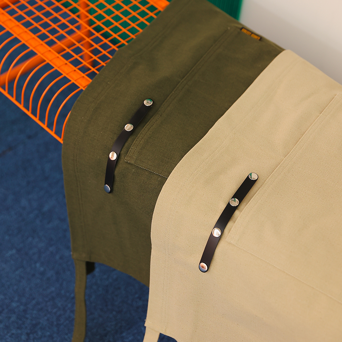 [하프에이프런]  워싱캔버스 앞치마 글로시 피넛