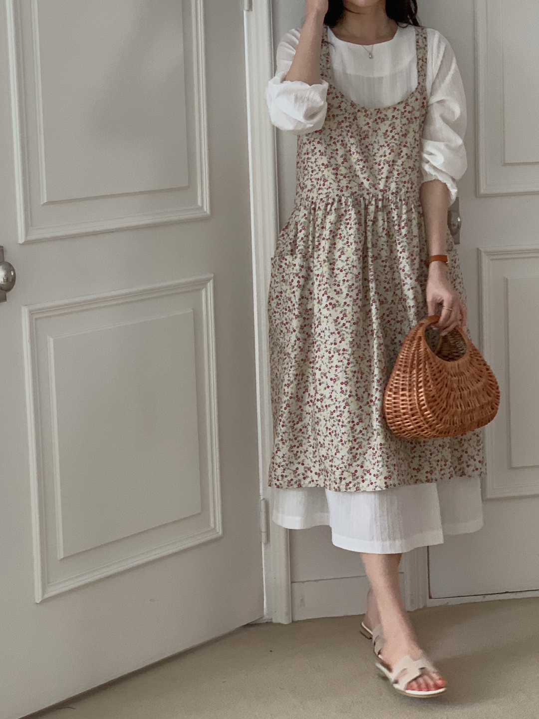 유라이 국내 제작 잔꽃 에어프런 보육교사 어린이집  빅사이즈 공주 예쁜 앞치마 4color