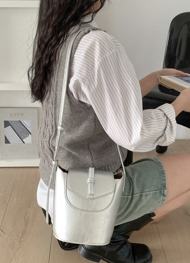 가벼운 가죽 레더 투웨이 미니 원통 복조리 숄더백 크로스 가방 이미지 6