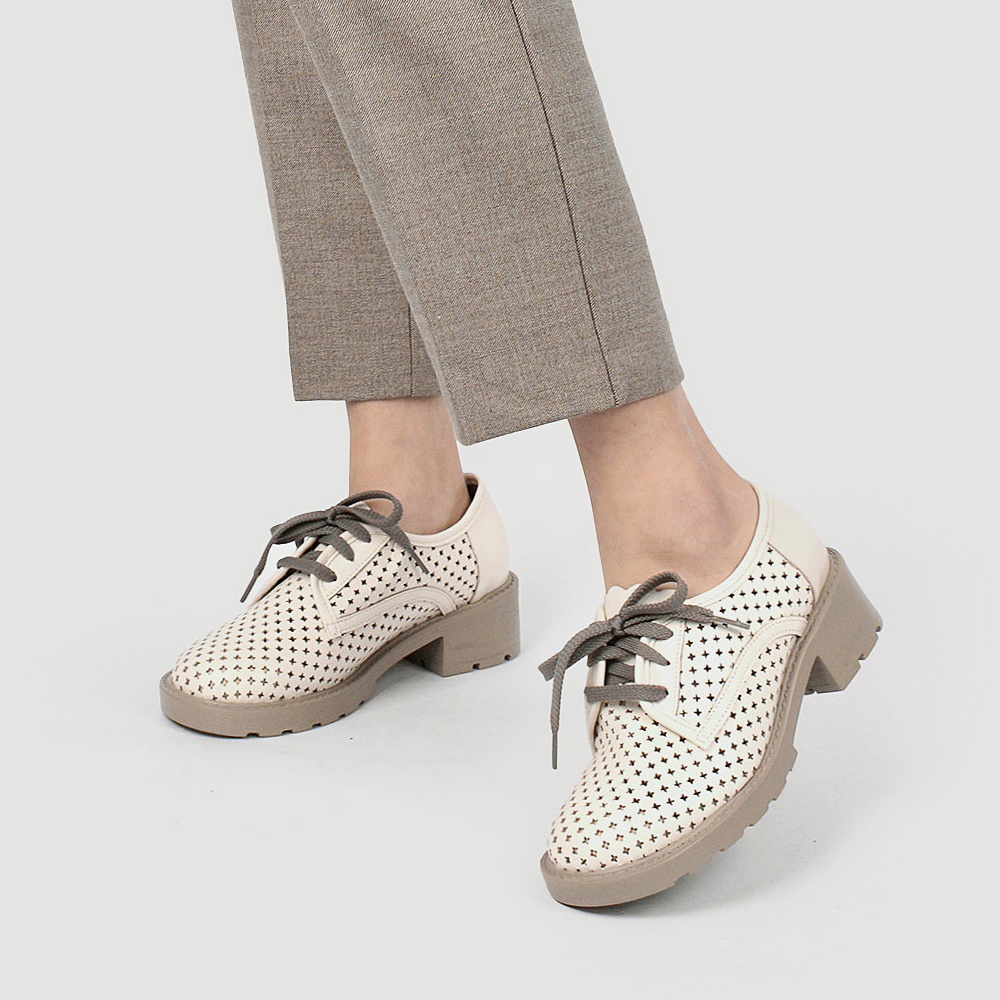 [GISSE 지쎄] 천연가죽 국내수제화 엘레나 펀칭 로퍼 GIS-44293