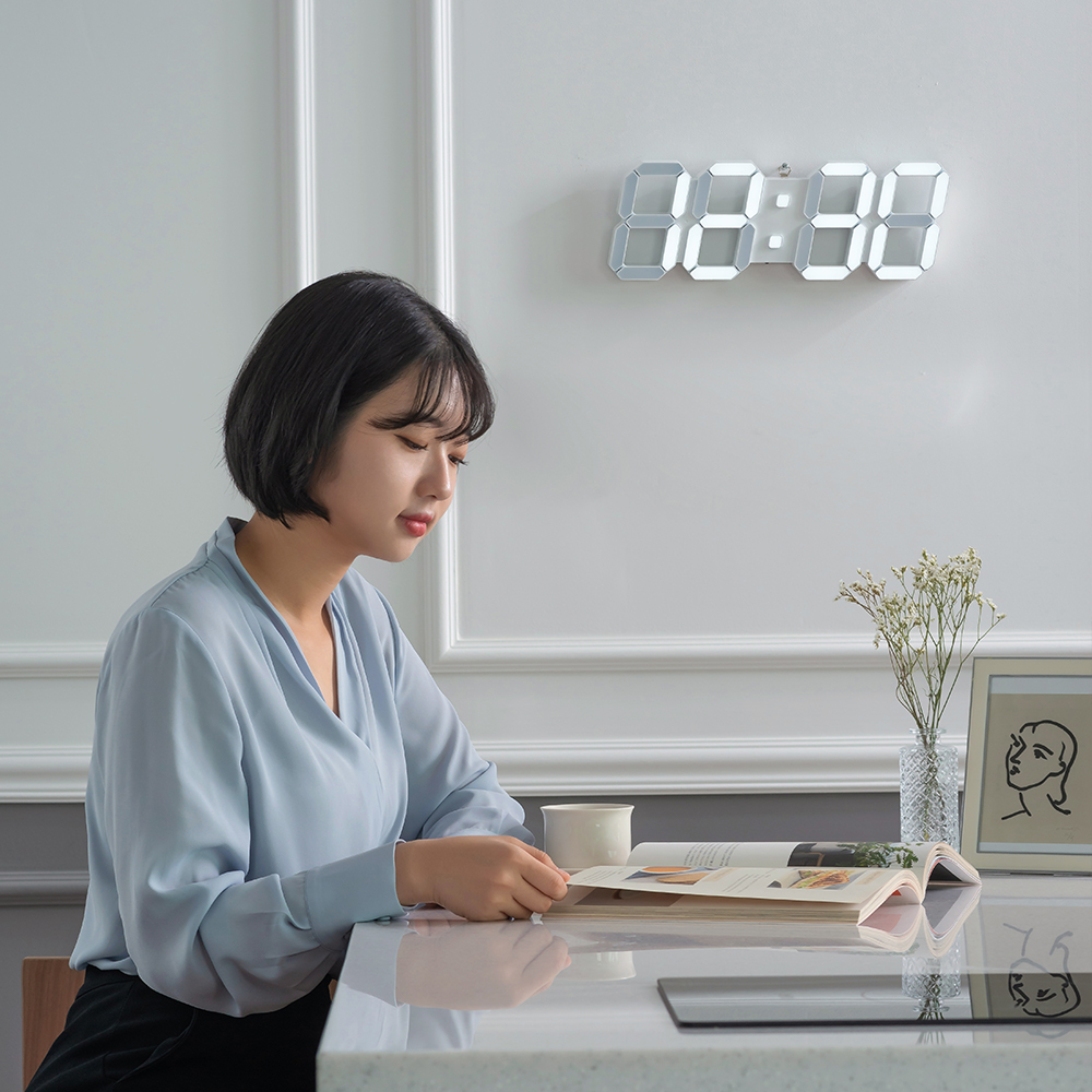 플라이토 코드리스 무선 인테리어 3D LED 벽시계 38cm 2종+건전지3개 이미지 2