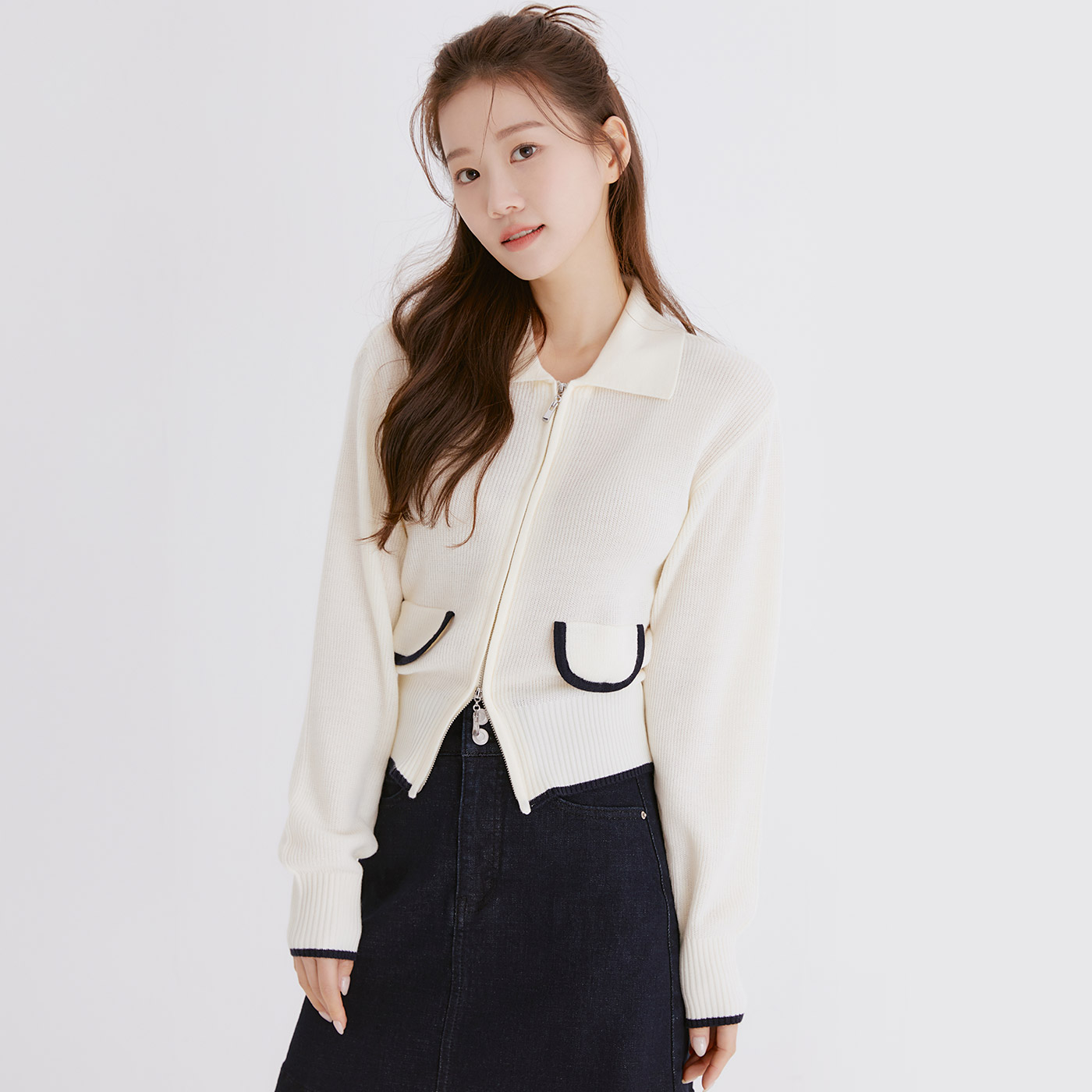 [N배송] 로엠 카라 배색 집업 가디건 RMCKE23R12 이미지 3