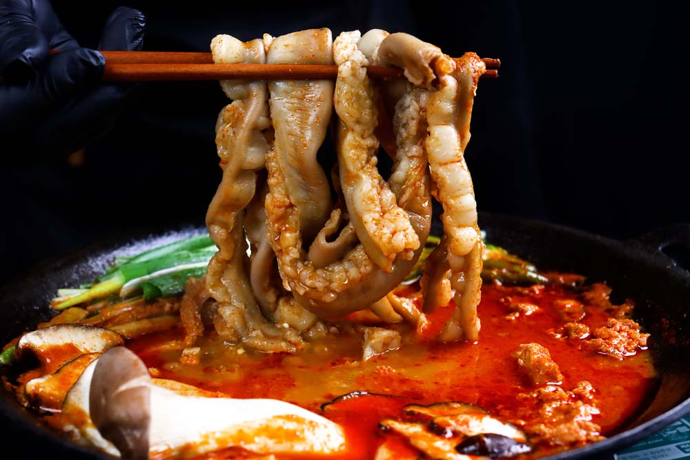 캠핑음식 요리 밀키트 막내연호 한우 소곱창전골 3인같은 2인분