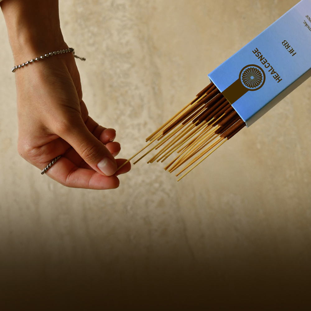 [2+2이벤트]힐센스 명상 심신안정 적은 연기량 가루날림 없는 인센스 스틱 샌달우드