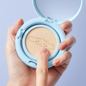 포레스트 선쿠션 시나모롤 에디션 13g SPF50+ (시나모롤 스티커 증... 솔직 후기 | 피부 타입별 분석 - 상품 이미지 4