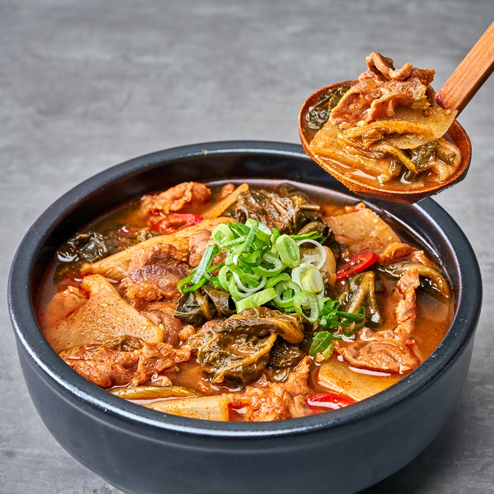 맛집 얼큰한 내장탕 750g 2개+소고기장타국밥 700g 2봉 곱창과 깐양 푸짐한 양 : 1936육개장터