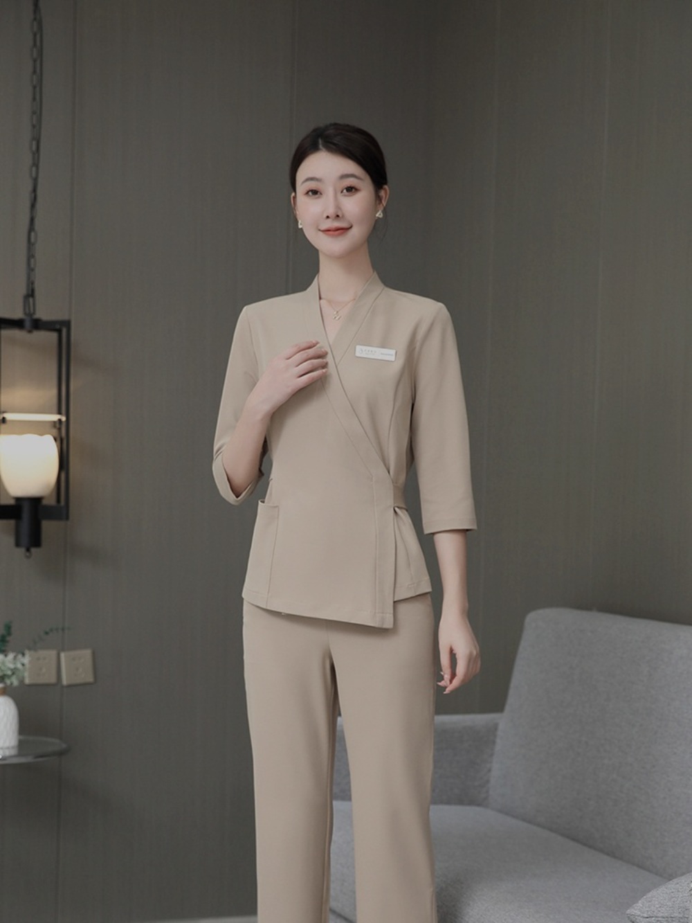 빅사이즈 뷰티샵 유니폼 고급 상하의 세트 미용 스파 피부관리사 원무과 4XL까지 3컬러 - 상세 이미지 4