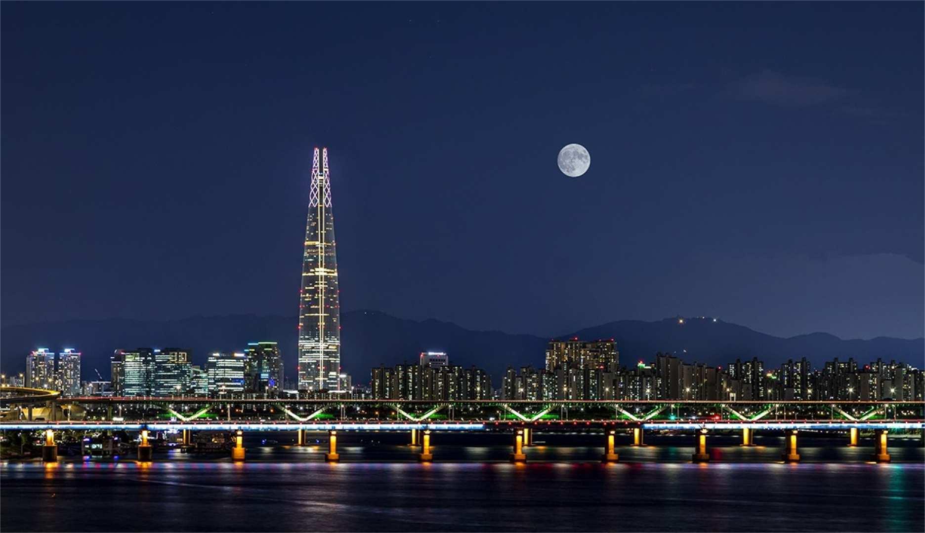 대한민국 서울 화려한 야경 투어 | SEOUL SKY 전망대 & 동대문시장 쇼핑 - 메인 이미지
