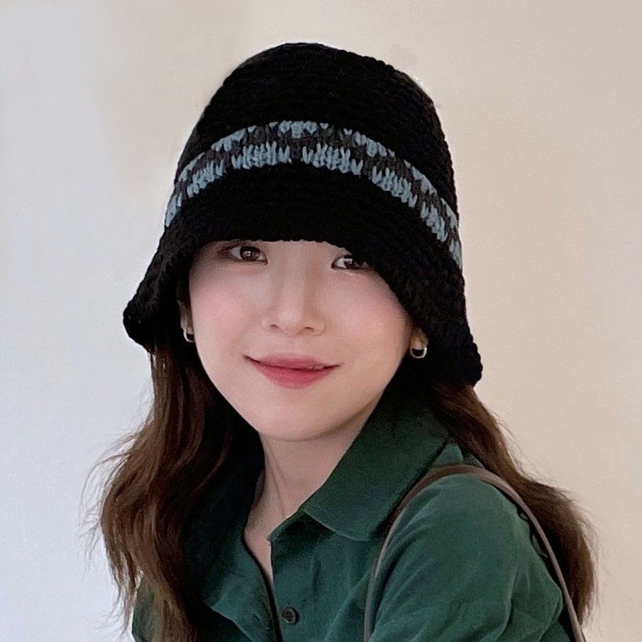 여성 니트모자 겨울모자 뜨개 동백이 산책 명품 모자 벙거지 배색 버킷햇