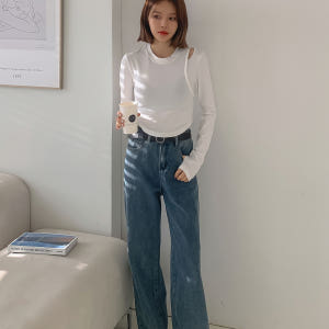 데일리즈 컷아웃 워머크롭티 슬림핏긴팔 유니크룩 자체제작 착용 후기 | 사이즈/핏 총정리 - 상품 이미지 3