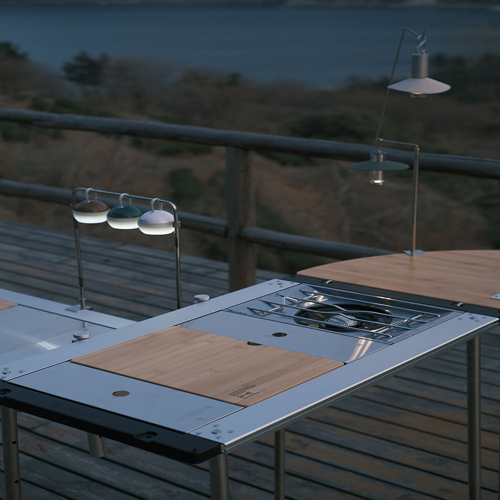 ステンラックIGTテーブル2ユニットフレームショットStanluck