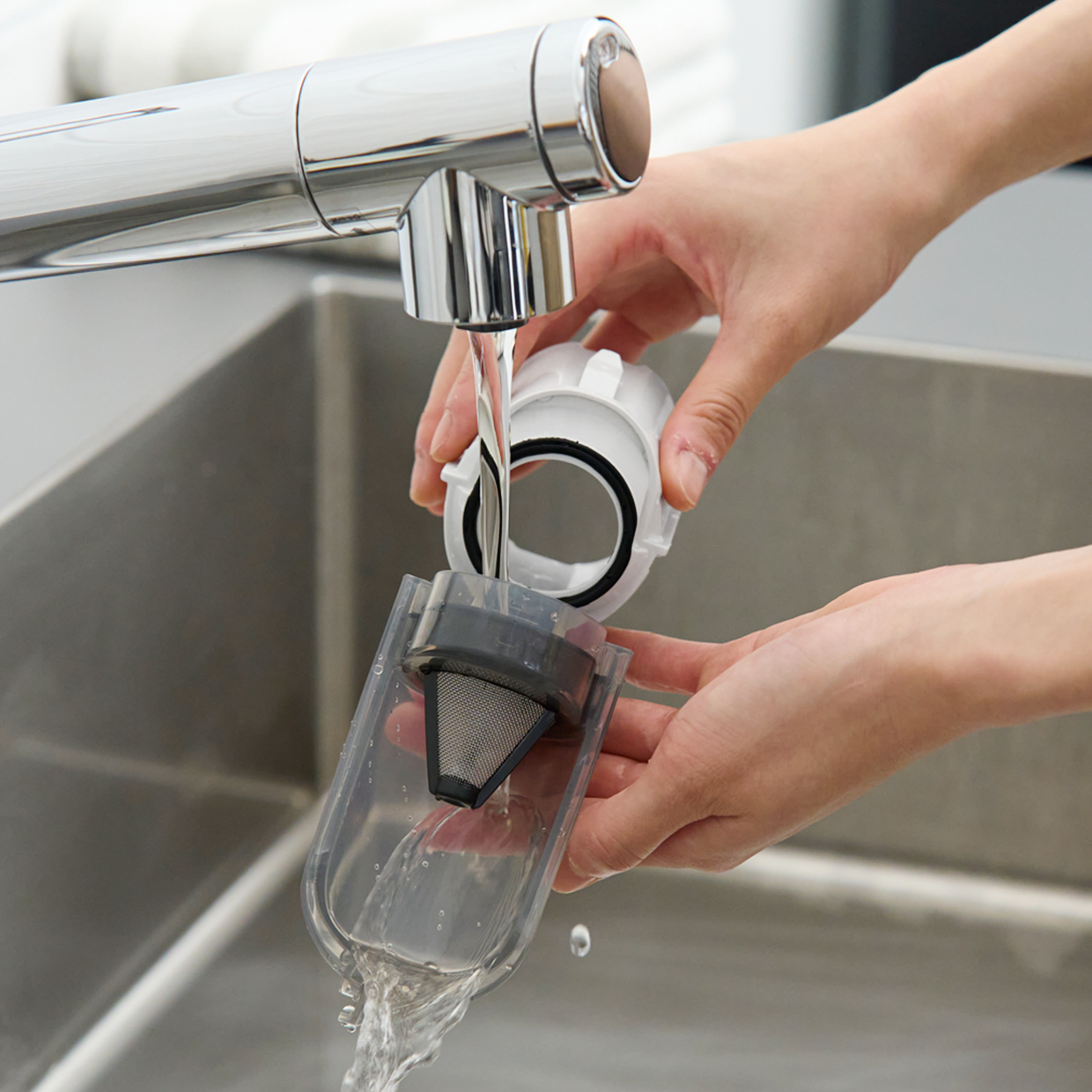 샤크 가벼운 무선청소기 에보 파워 시스템 NEO+ LC351KRWH (자동먼지비움)