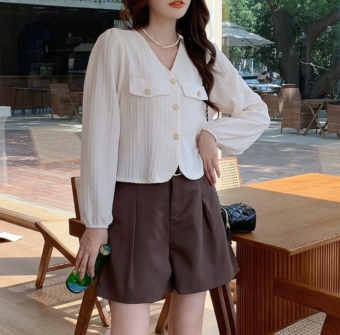 여자여자몰 사각단추 보들촉감 숏긴팔자켓 블라우스대용 편한봄자켓 브이넥 - 상세 이미지 3