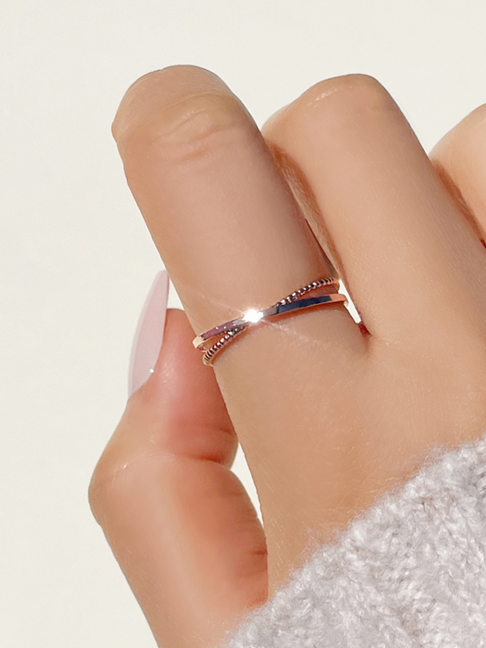 [무배/실버925] 로즈골드 크로스 라인 꼬임 은반지