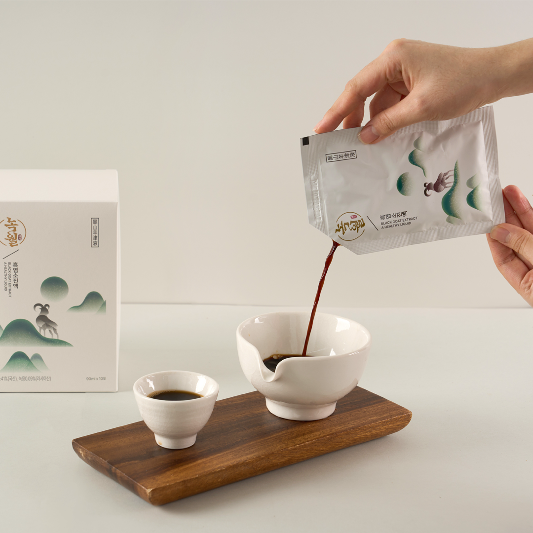 녹월 흑염소 진액 엑기스 자연방목 녹용 담은 흑염소즙 90ml, 10개 이미지 6