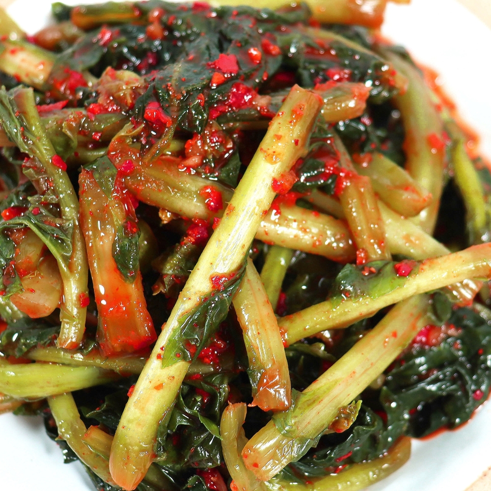 마켓일품 김치세트1 (배추포기김치 3kg+열무김치 1kg) 국내산 100% 이미지 6