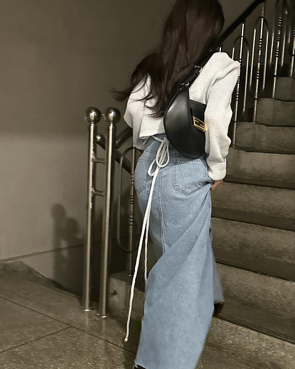 롬바 오버핏 루즈핏 레이어드 뒷트임 니트 상세 이미지 17