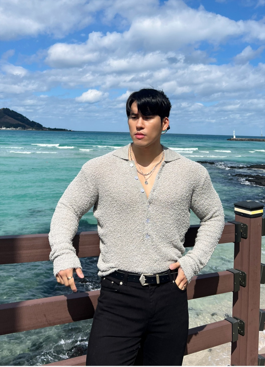 72617213-298D-4FE3-9078-96DCAF8399CD