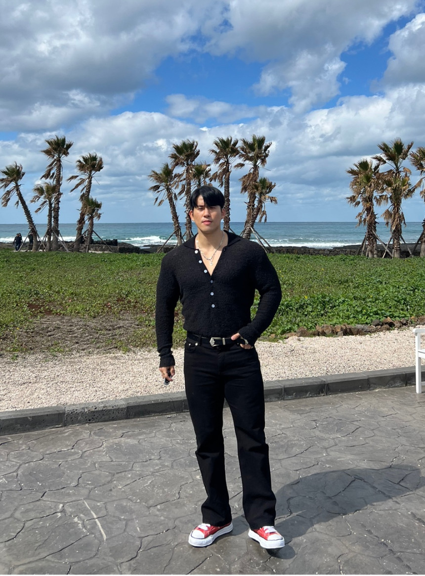 1E15702C-7CE8-45FE-9523-59BC5D705C9B