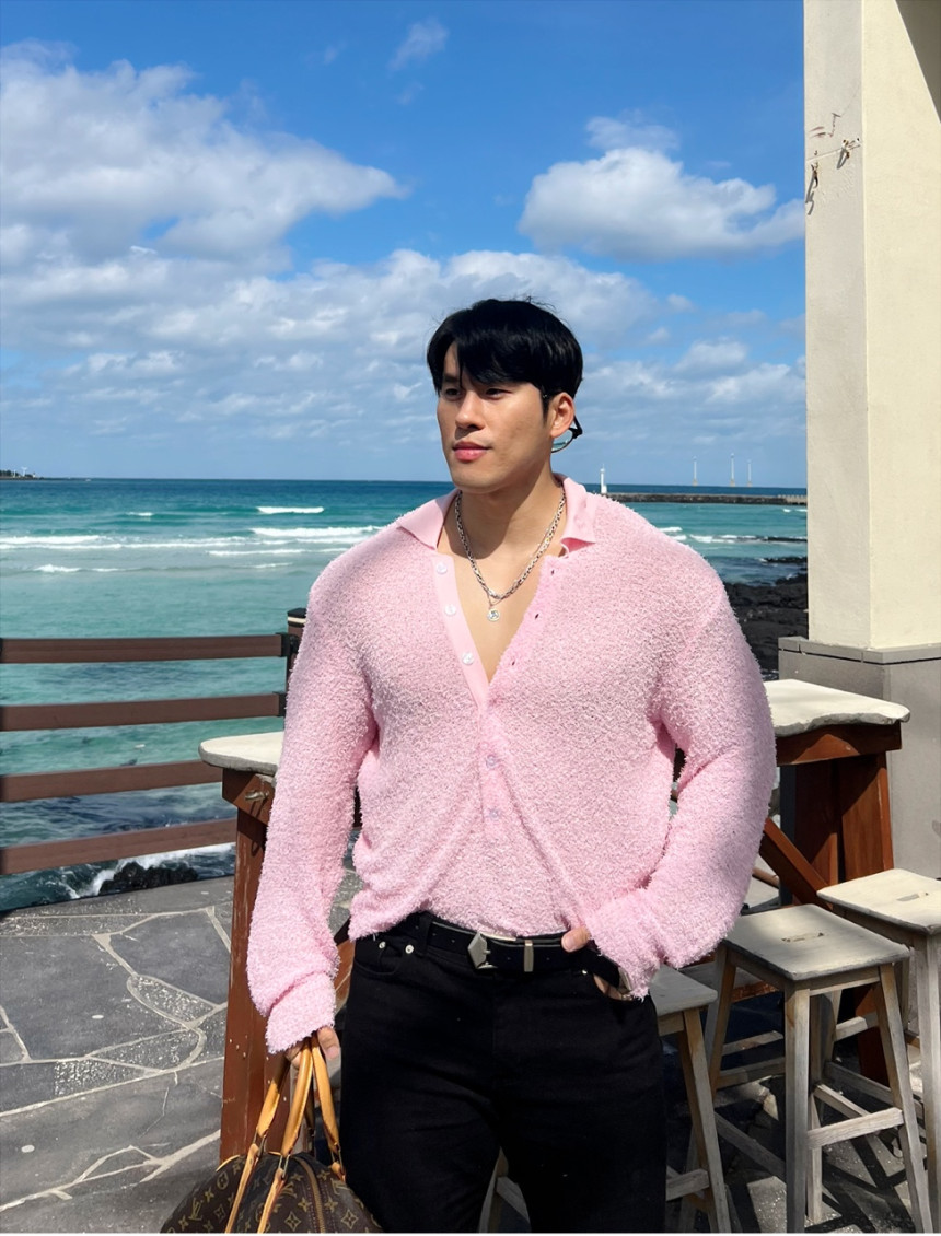 E89DD632-6115-4D16-8341-11BA8919AA65