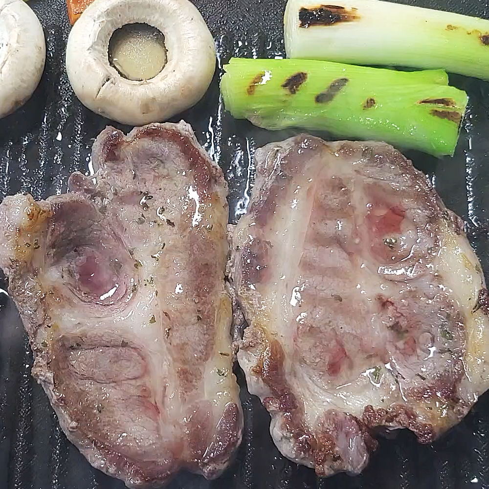 이베리코 돼지고기 목살 캠핑고기 캠핑고기 추천 돼지고기 고르는법 이베리코 목살