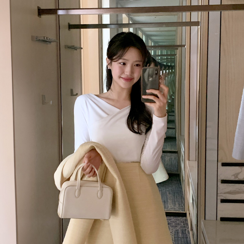 루에느 여리 브이넥 랩 티셔츠 ts4028 - 상세 이미지 2