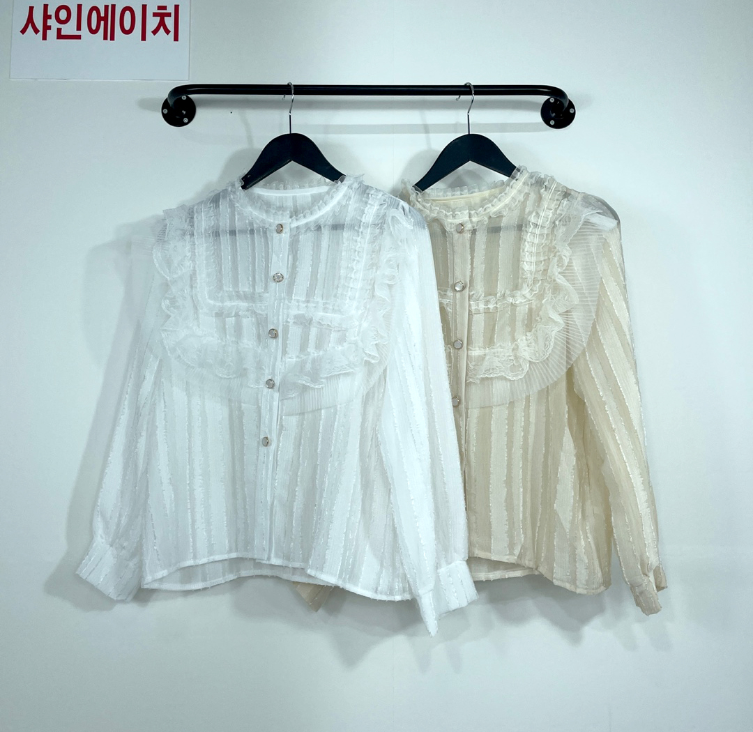 여자여자몰 소공녀 정장 하객룩 긴팔봄블라우스 이중레이스 프릴 망사블라우스 - 상품 이미지