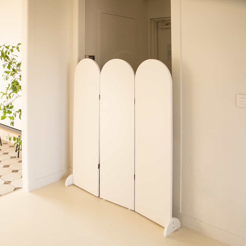 루나룸 안방 아치형 가벽 원룸 공간분리 라운드 무타공 가벽 침대 파티션