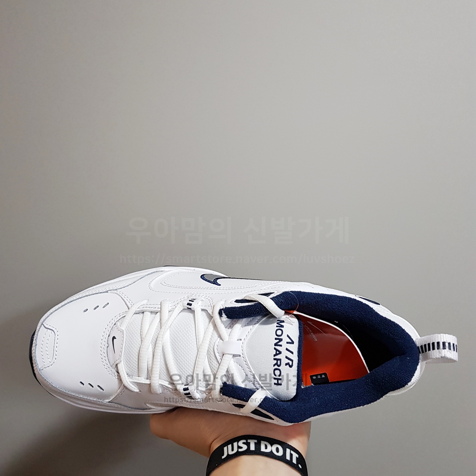 (매장판) 나이키 에어 모나크4 IV 화이트 네이비 415445-102, 250 - 상세 이미지 4