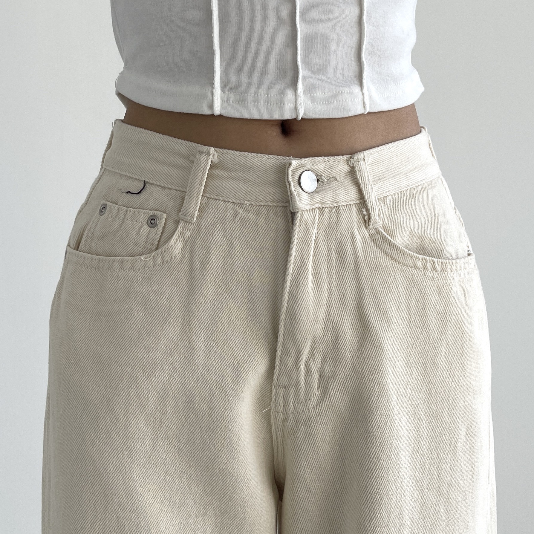 여성 와이드팬츠 크림색 블랙 봄 가을 여자 일자 면 코튼 통 면바지 아이보리 아우라진스 - 상세 이미지 5