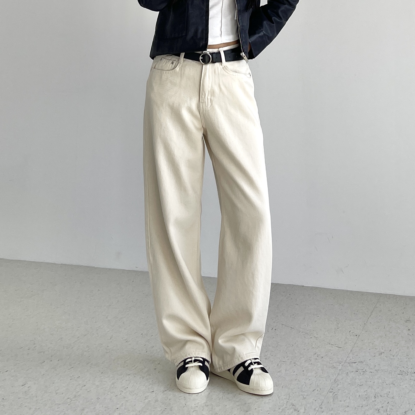 여성 와이드팬츠 크림색 블랙 봄 가을 여자 일자 면 코튼 통 면바지 아이보리 아우라진스 - 상세 이미지 2