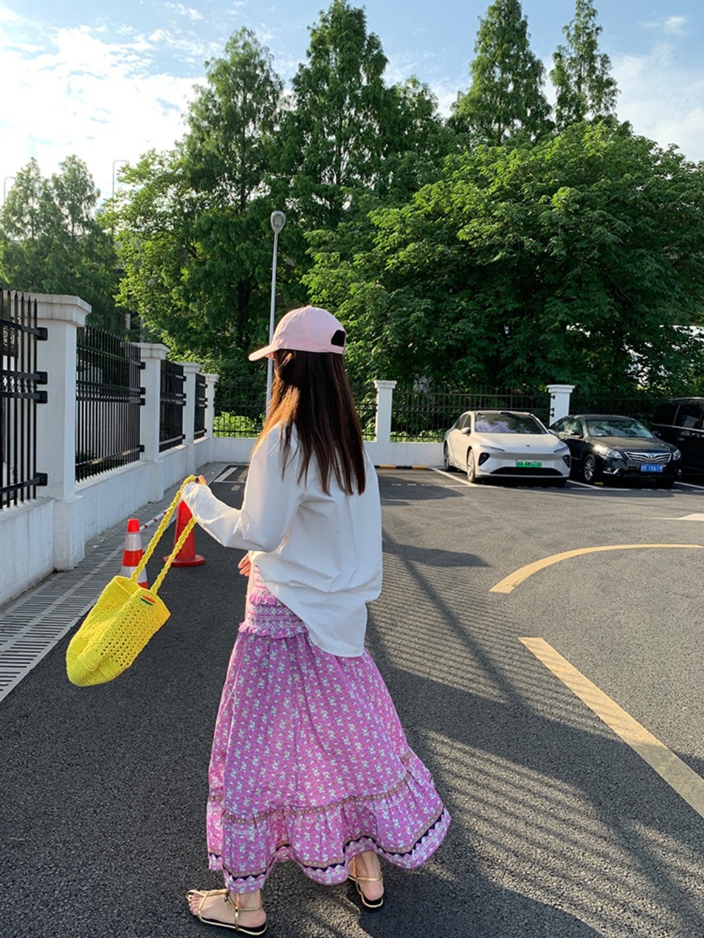 핑크 에이라인 밴딩 동남아풍 꽃무늬 플라워 A라인 롱스커트 편한 휴양지 패션 코디 - 상세 이미지 5