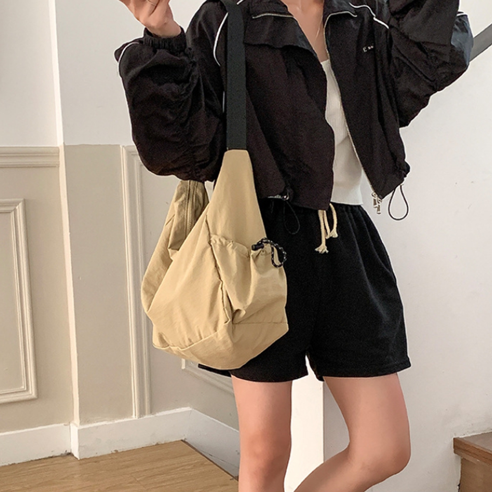 여성 보부상가방 데일리 직장인 운동가방 가벼운 나일론 숄더백 - 상세 이미지 2