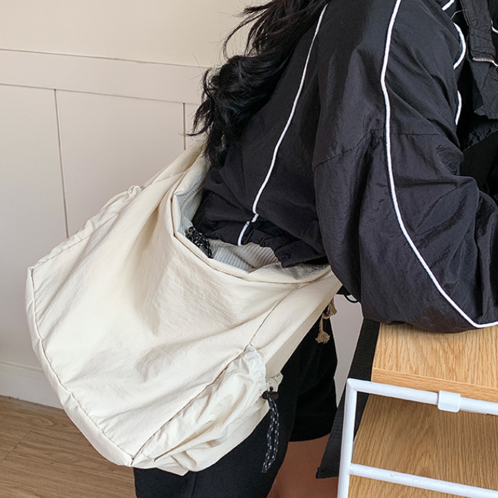 여성 보부상가방 데일리 직장인 운동가방 가벼운 나일론 숄더백 이미지 6