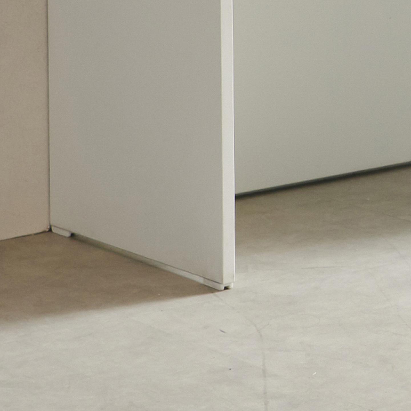 포니 슬라이딩 확장형 식탁 다용도 공간활용 폴딩 접이식 식탁 테이블