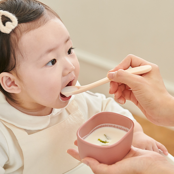 퍼기 자기주도 유아 이유식 안심 실리콘 스푼 1호 토프브라운 (케이스 포함)