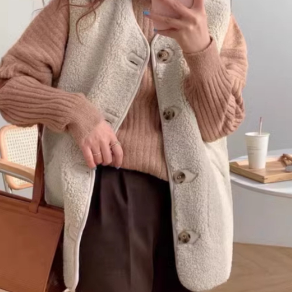 여자연예인 양털 조끼 베스트 데일리 레이어드 캐주얼 4컬러 - 상품 이미지