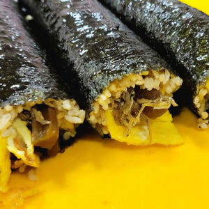 멸치볶음 청양아몬드멸치볶음 잔멸치 지리 마른반찬 견과류 200g 맛있게 먹은 솔직 후기 - 상품 이미지 2
