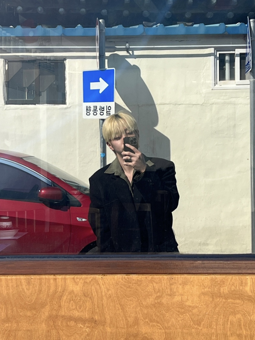 ECDFB508-B8FB-41C8-8D83-35882ADB493C