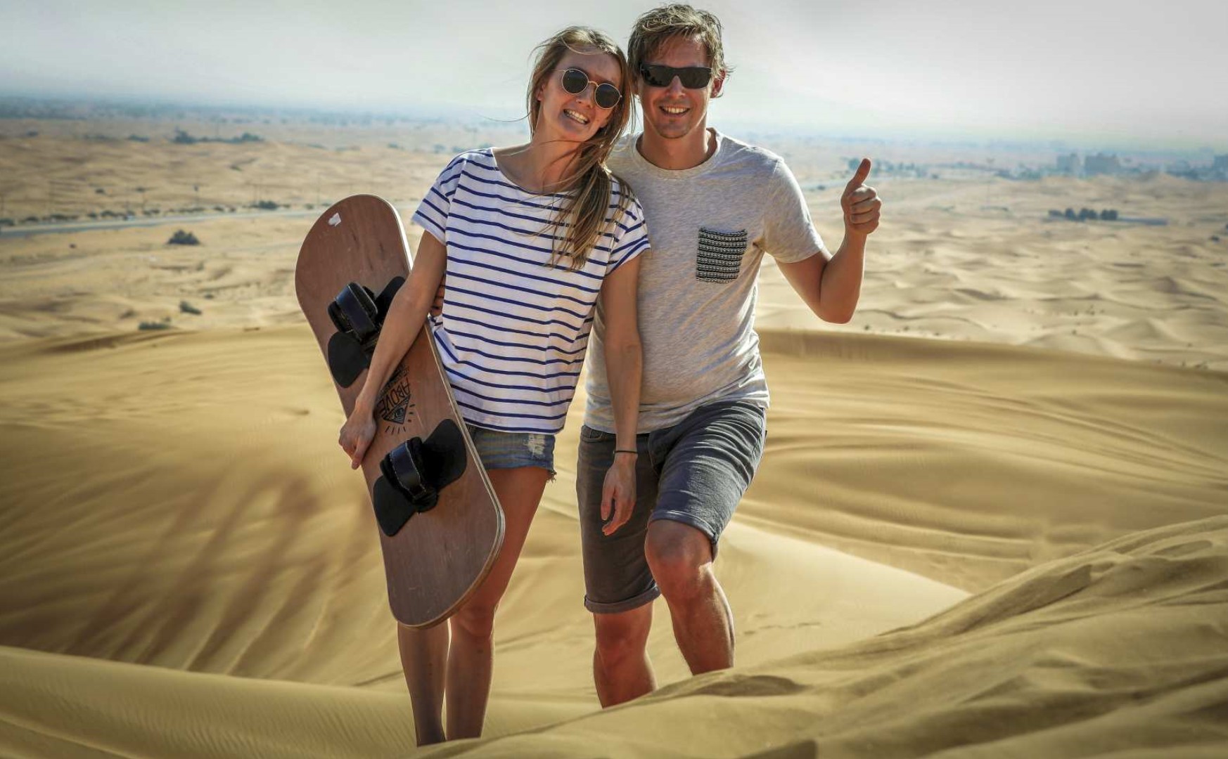 아랍 에미레이트 두바이 일일 투어｜프리미엄 레드 듄 사파리 & 알 하이마 캠프 & 디너 - 상세 이미지 3