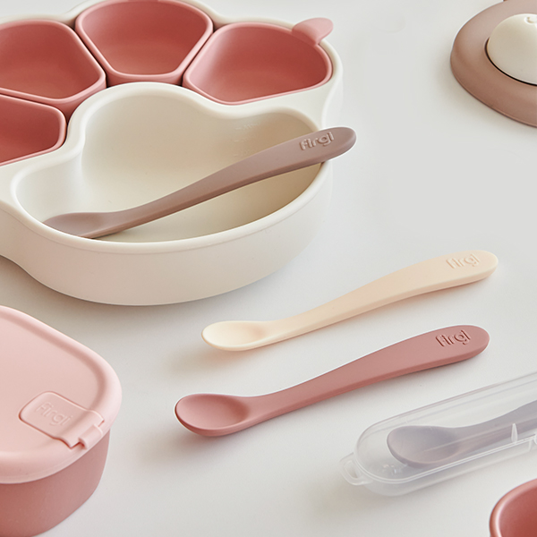 퍼기 자기주도 유아 이유식 안심 실리콘 스푼 1호 토프브라운 (케이스 포함)