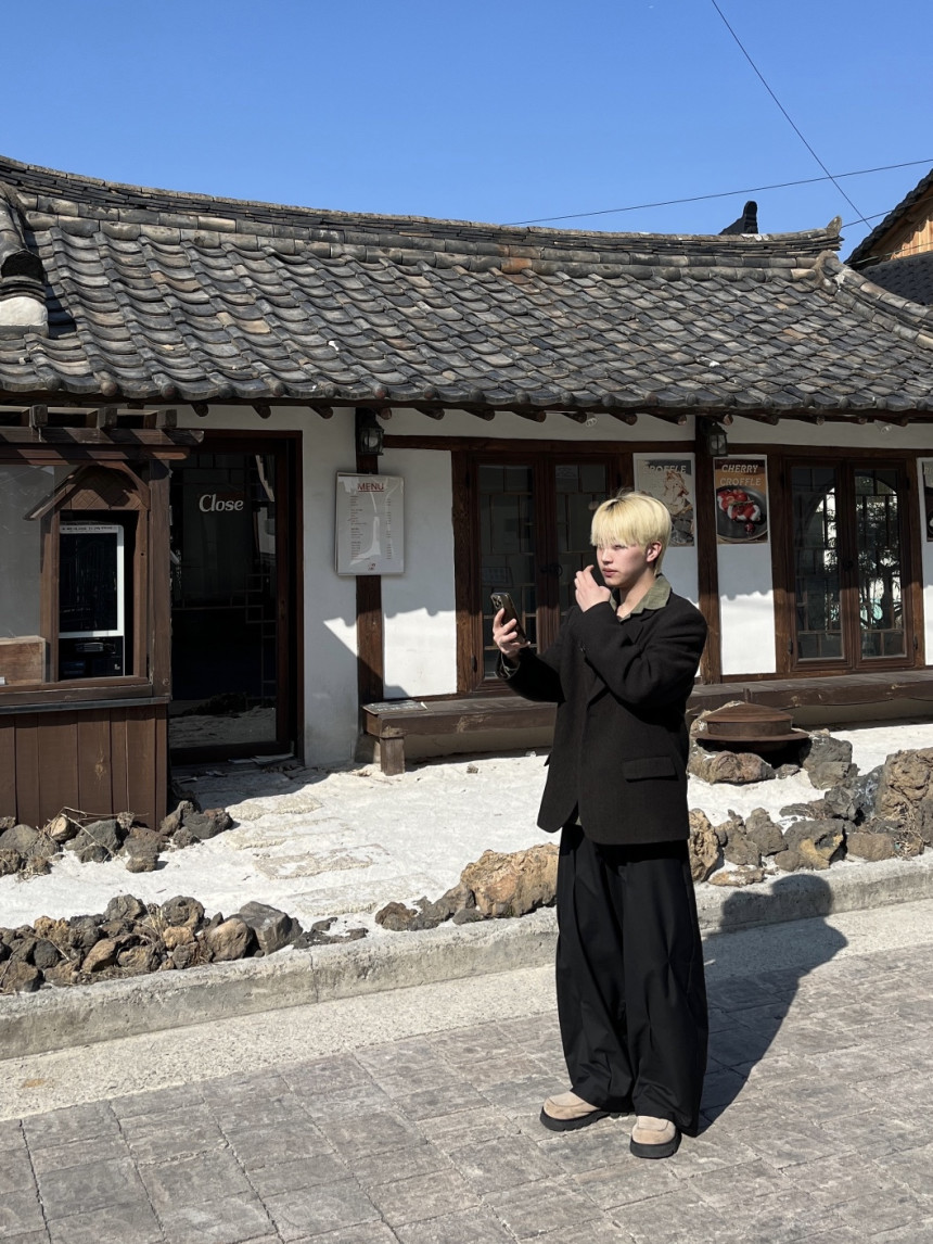 BDC405B6-1A01-4729-885C-4FF876ED5D4F