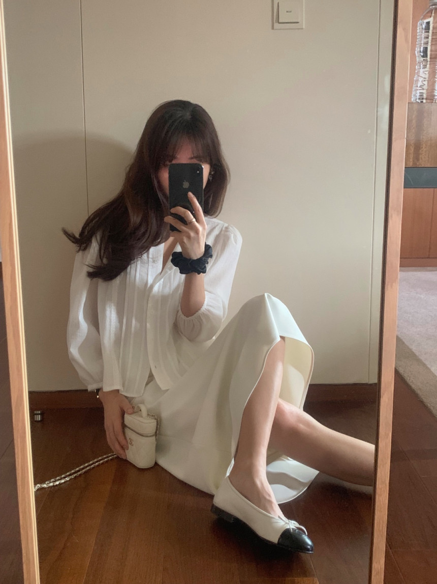 리터 뷰티플 플레어 새틴 스커트 (2color)  롱 플레어 하객 가을 치마 상세 이미지 9
