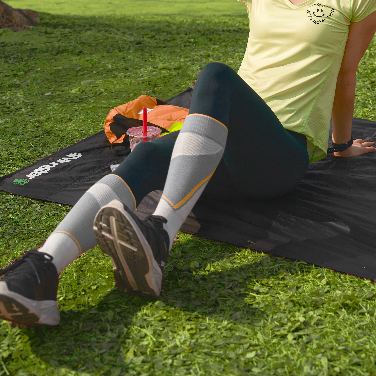 휴대용 돗자리 등산 캠핑 백패킹 피크닉 방수 포켓 미니매트 포켓블랭킷 레드 - 상세 이미지 3