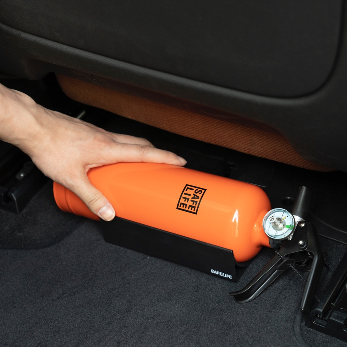 차량용소화기 Z07 세이프라이프 가정용 자동차겸용 ABC분말소화기 거치대포함