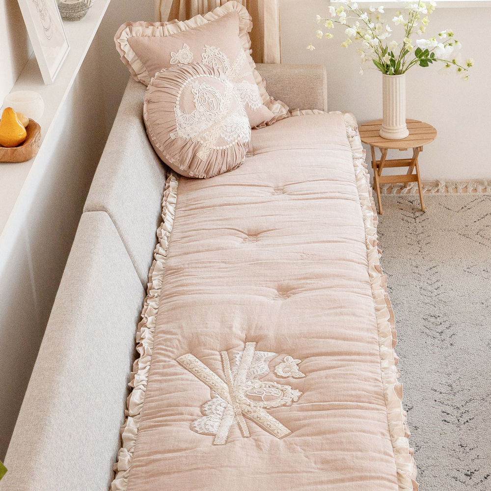 마벨로제 소피아 린넨 프릴 사계절 3인용 쇼파패드 미끄럼방지 소파매트 화이트