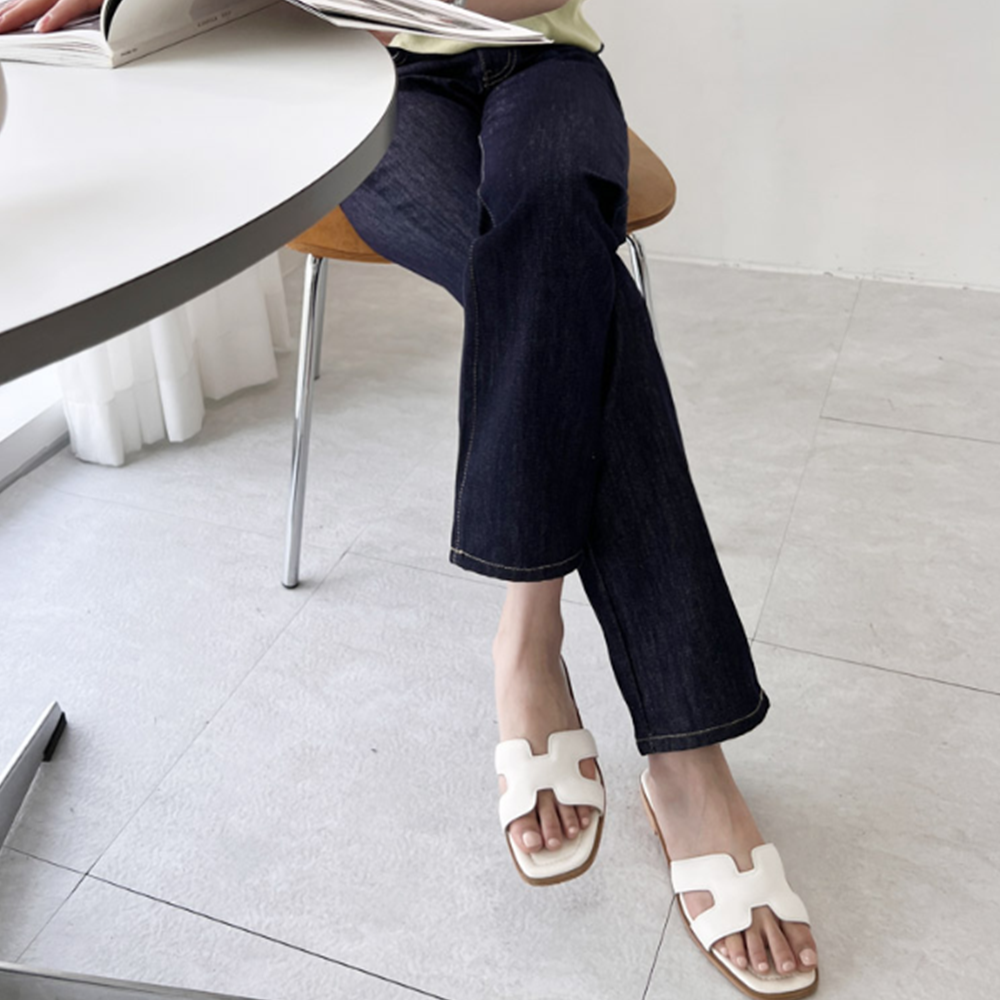 여자흑청바지 생지 일자 데님 논페이드 스트레이트 블랙진 - 상세 이미지 2