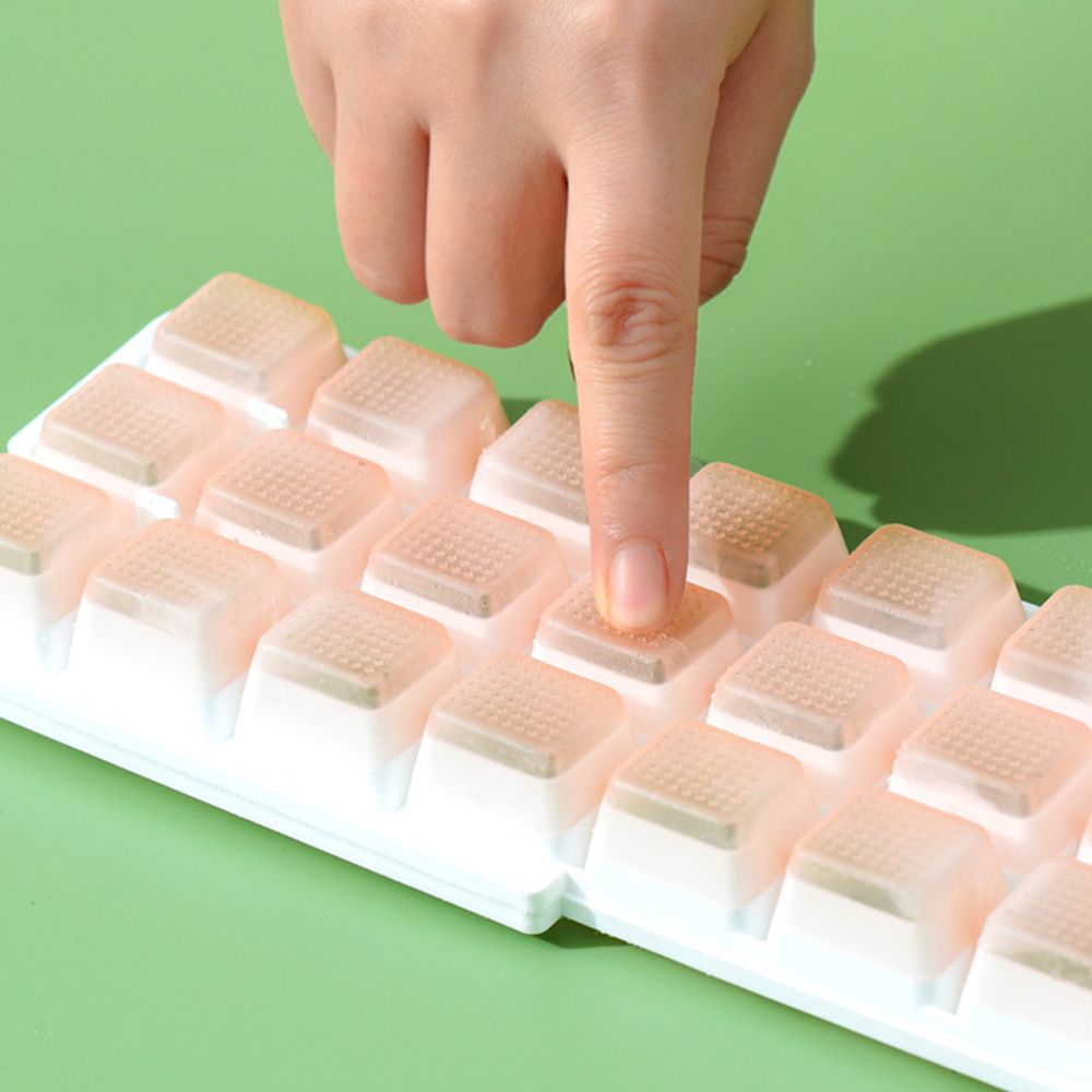 푸쉬 얼음트레이 냉동실 얼음틀 아이스큐브 실리콘 얼음보관통 이미지 7